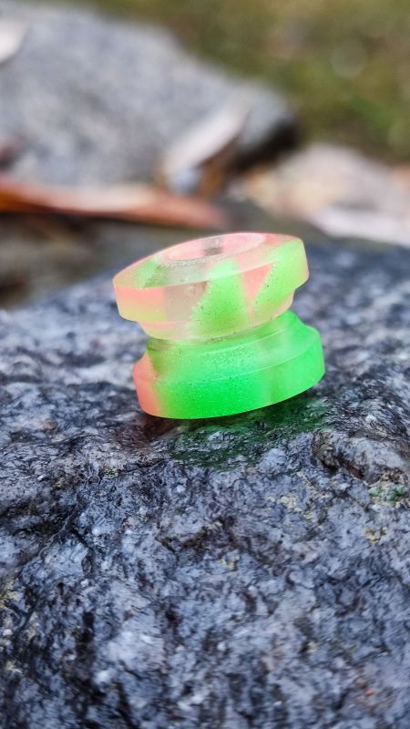 Люміносцентна бусина на темляк 22